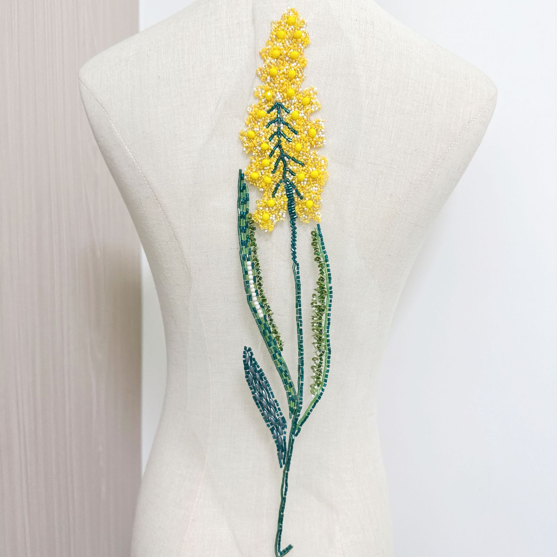 India Thread Heavy Beaded Plan - Women Bags India 评论和价格